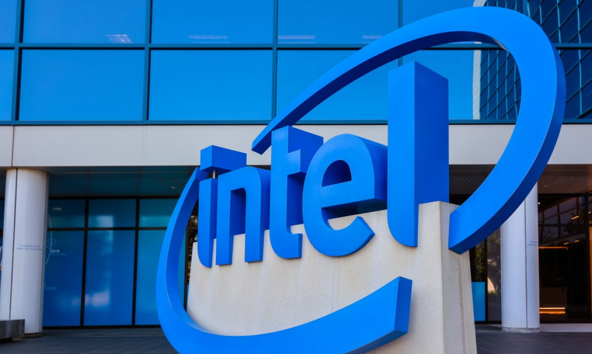 Intel Surprises Market with Strong Quarterly Profit Amid PC Market Turmoil