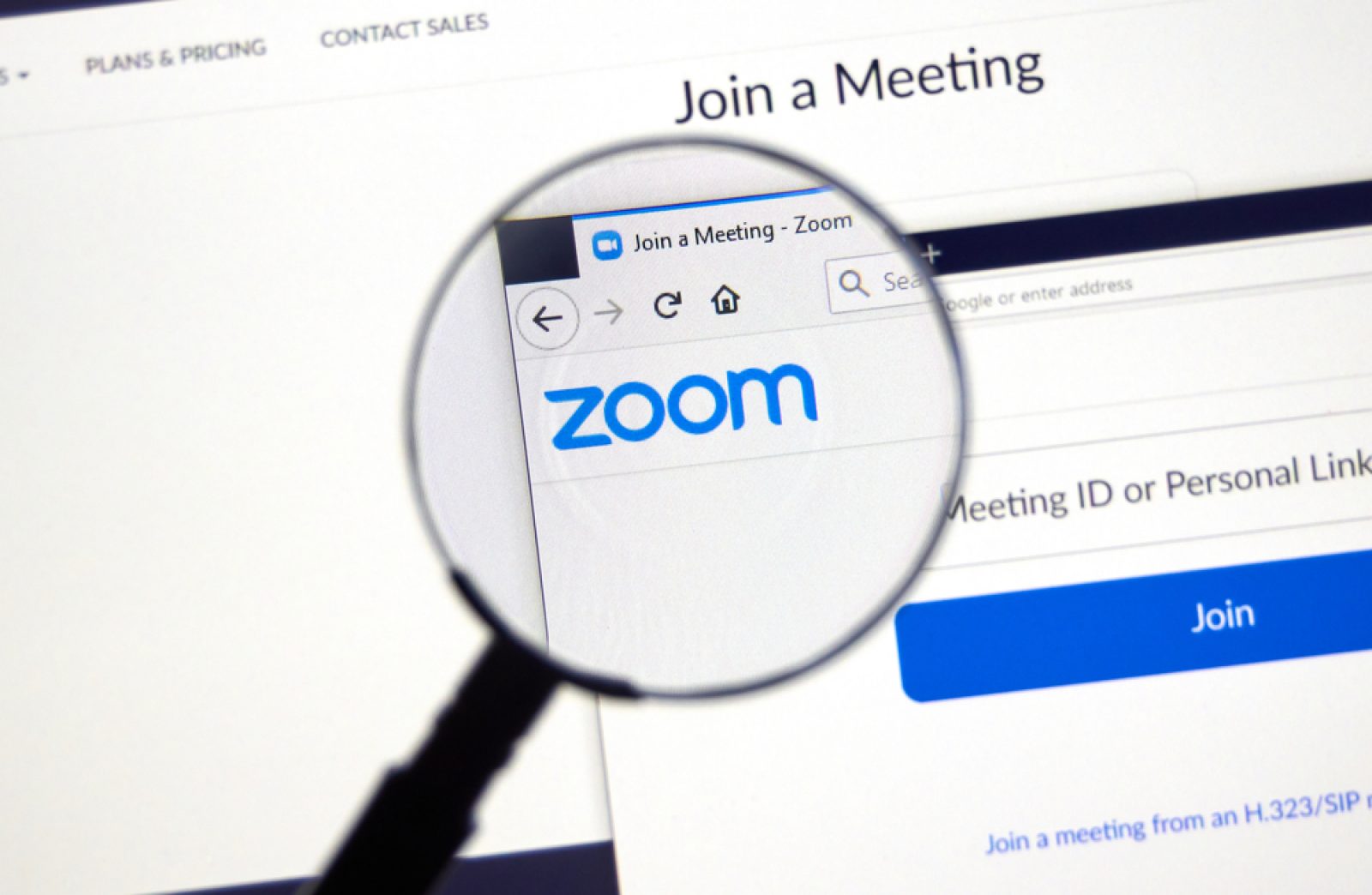 The AI Learning Curve: Zoom’s Terms Expose Data Dilemma