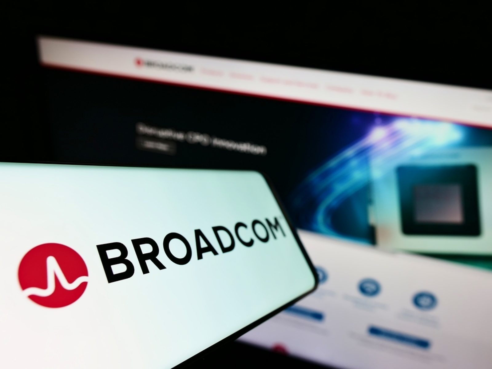 Broadcom Nears Milestone: $61 Billion Takeover of VMware Poised to Reshape IT Landscape