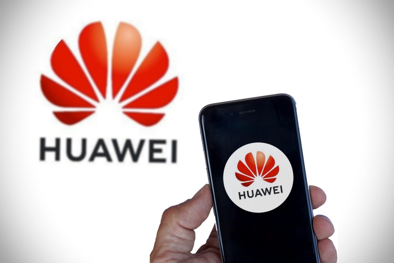 Apple’s slump in China fuels Huawei’s revival