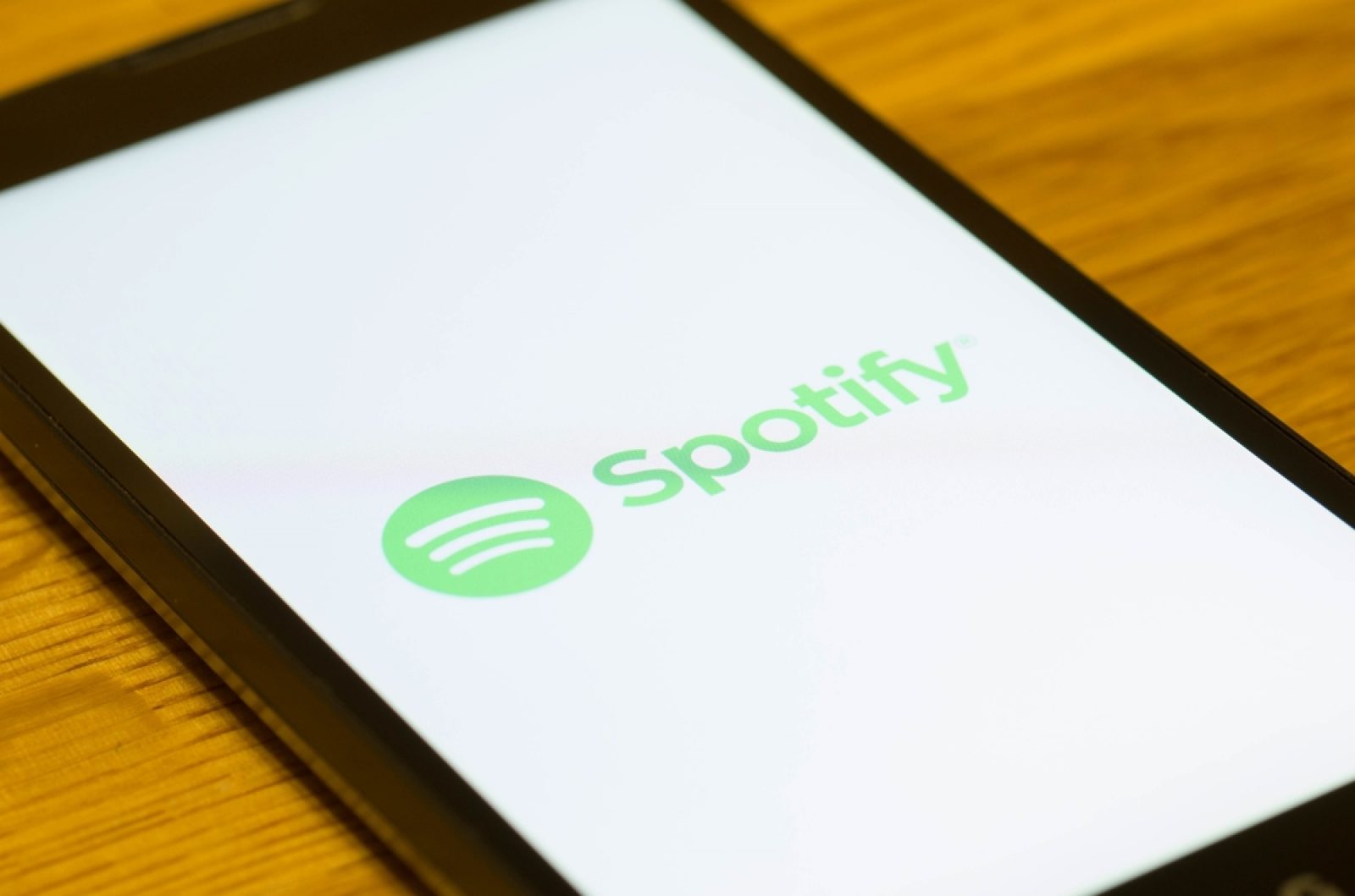 Spotify Sees Strong Growth as Paid Subscriptions and Profits Rise