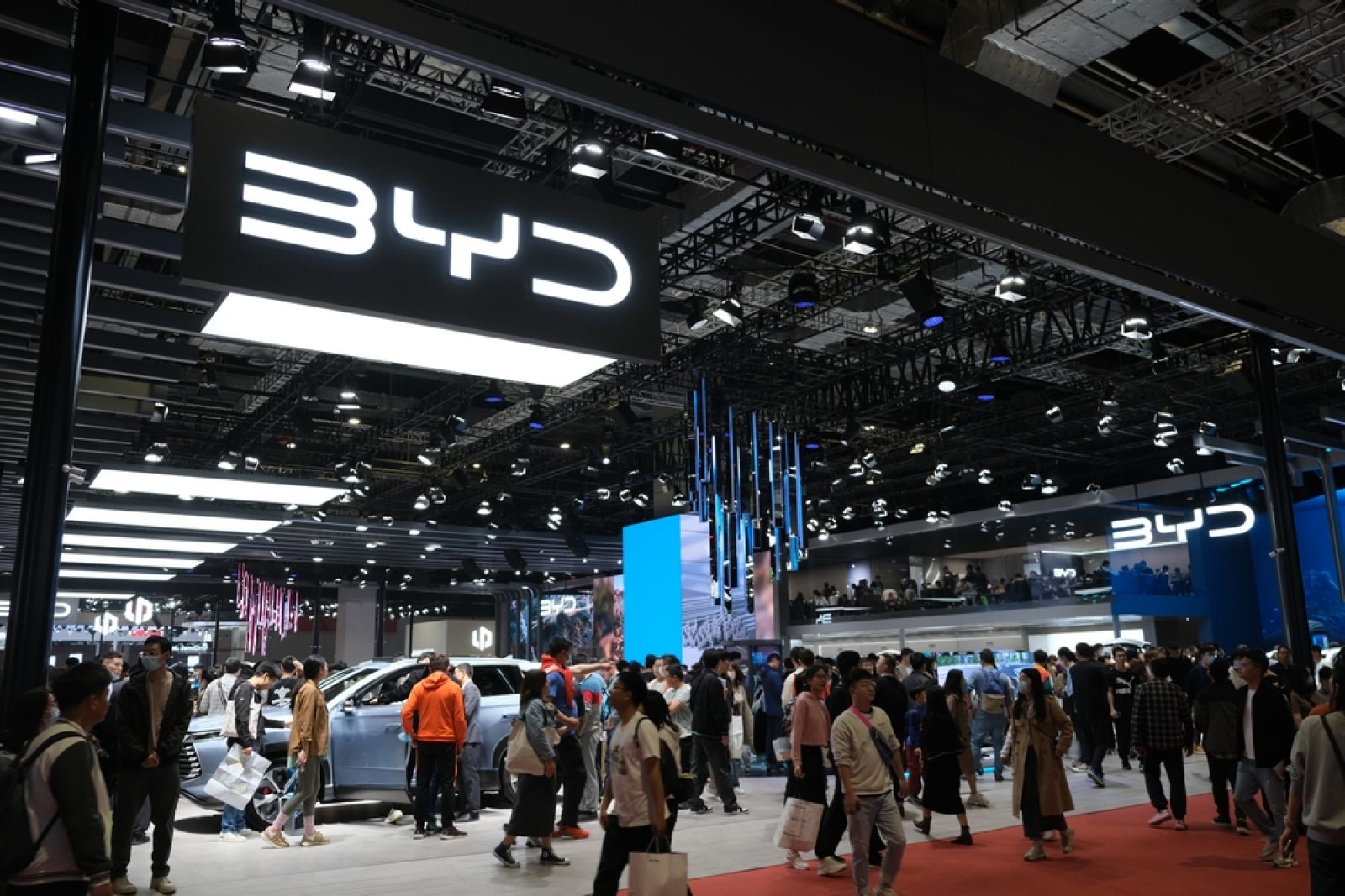 The Patents Powering BYD: How Wang Chuanfu’s Innovations are Shaping the Future